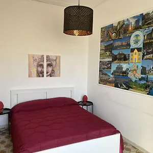 Apartment Mary's Center House, Catania